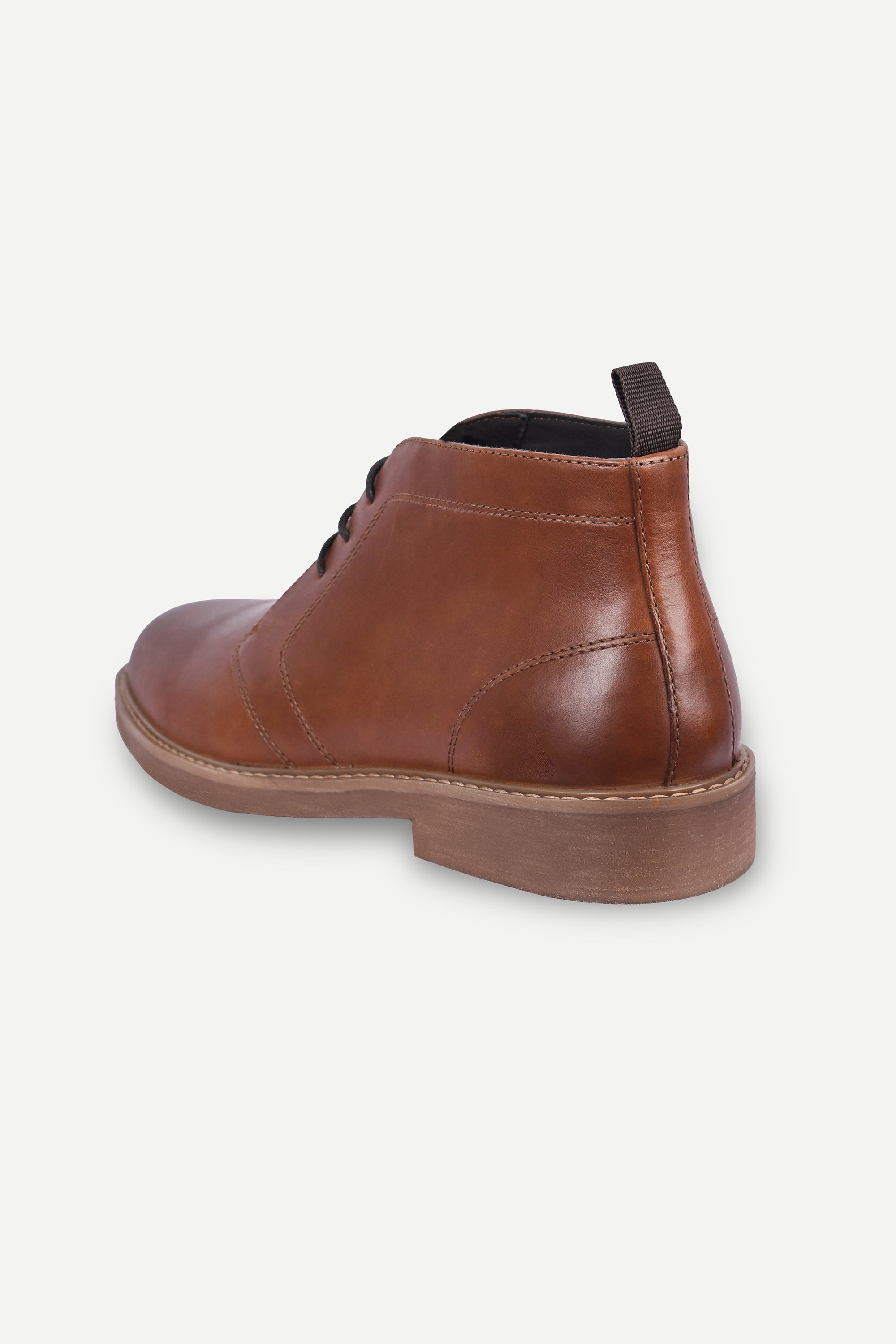 Arizona Leather Lace-Up Chukka Boots