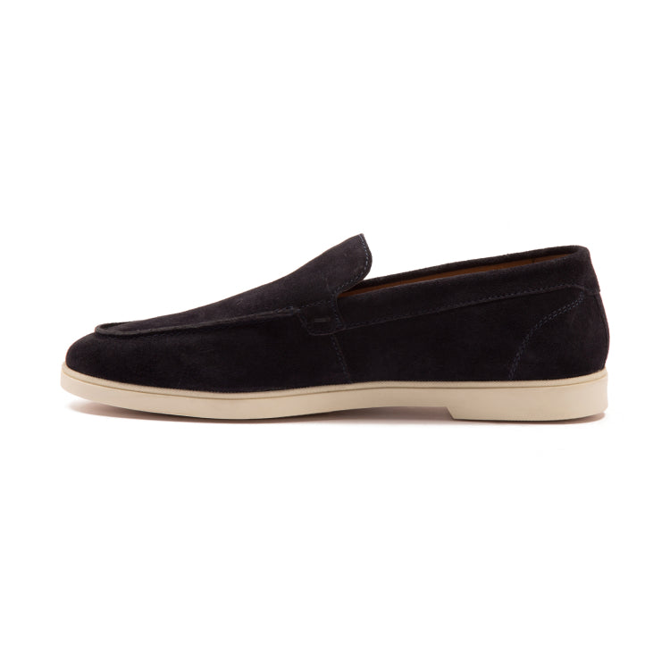 Black Flats for Men – Stylish & Comfortable | Thomas Crick
