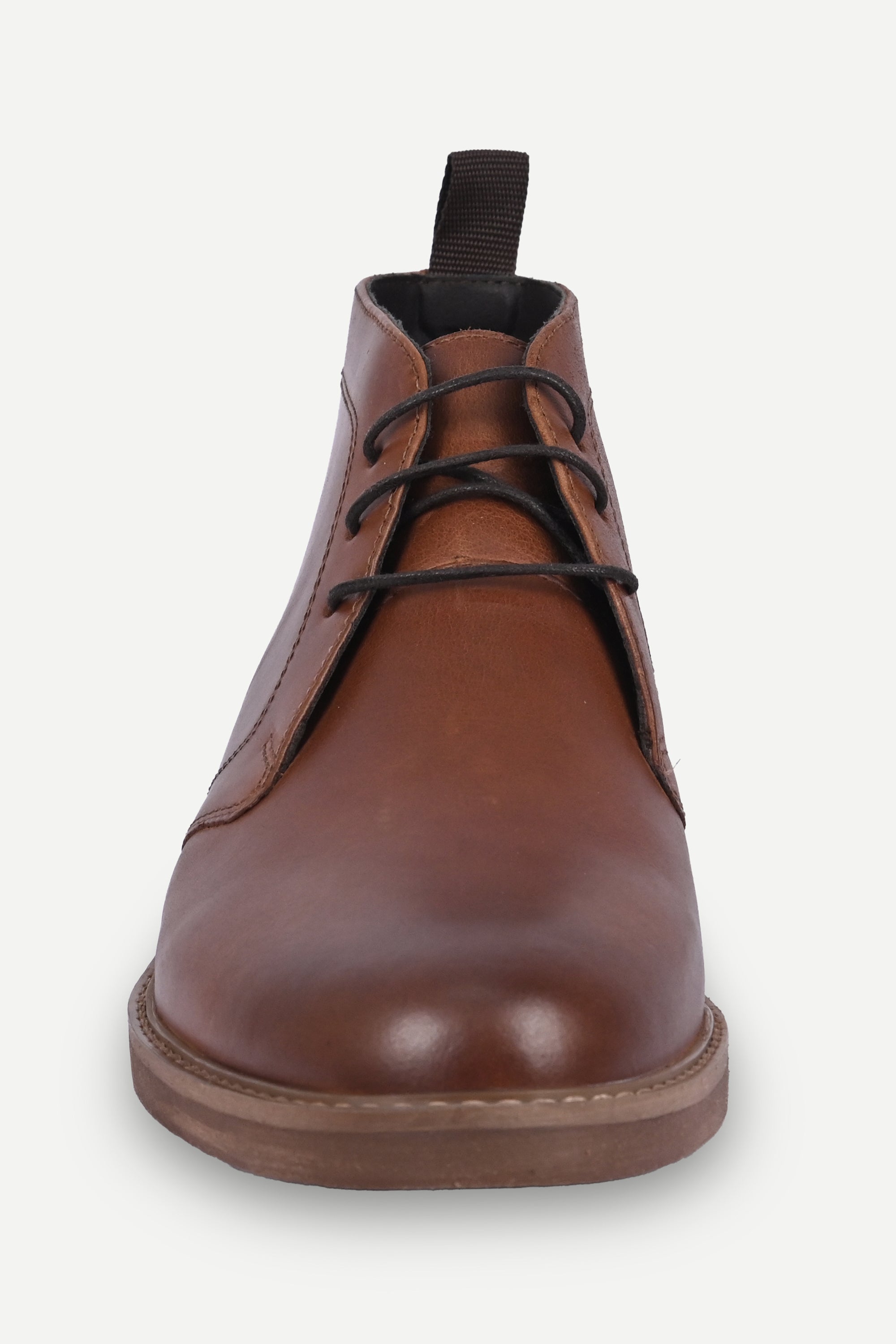 Arizona Leather Lace-Up Chukka Boots